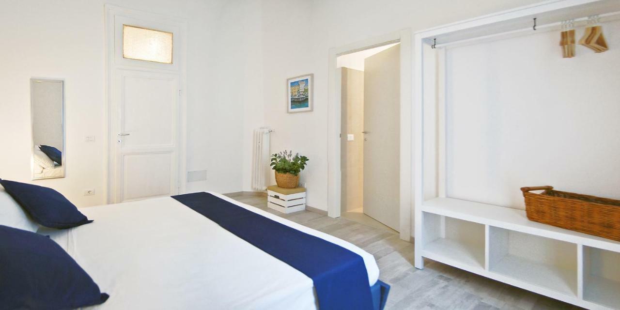 Pompeo Magno White Luxury Apartment Рим Екстер'єр фото