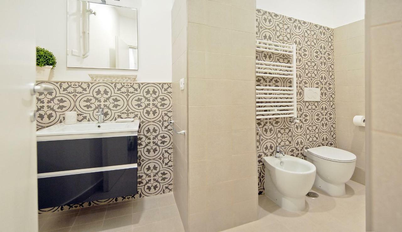Pompeo Magno White Luxury Apartment Рим Екстер'єр фото