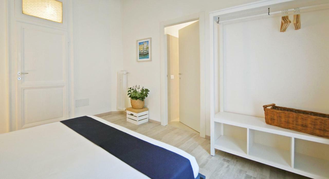 Pompeo Magno White Luxury Apartment Рим Екстер'єр фото